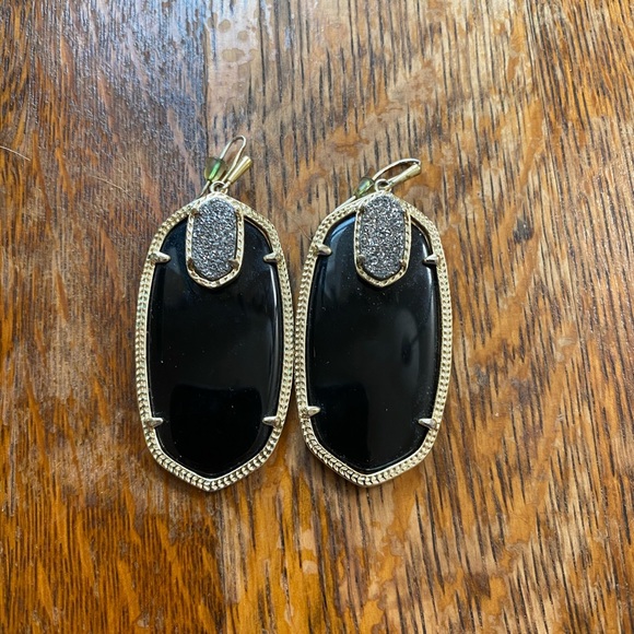 Kendra Earrings - Picture 1 of 1